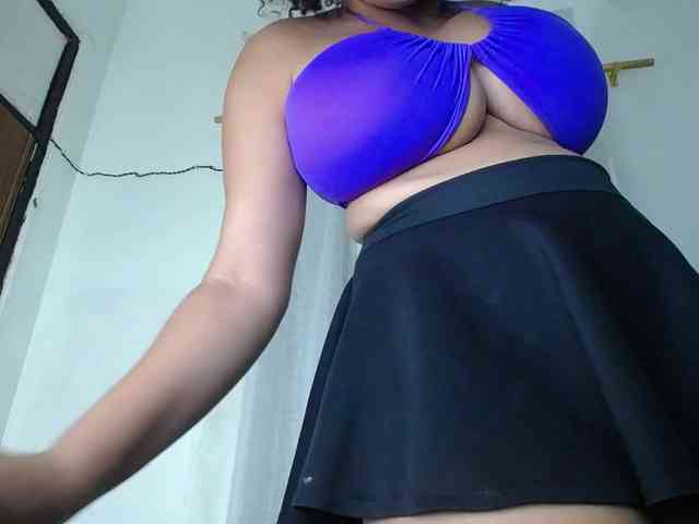 Bignaturalboobs webcam