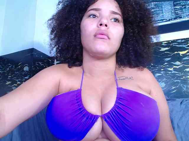 Bignaturalboobs webcam