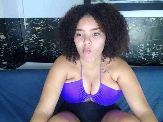 Bignaturalboobs webcam