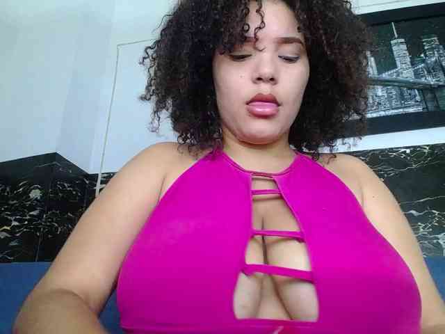 Bignaturalboobs webcam