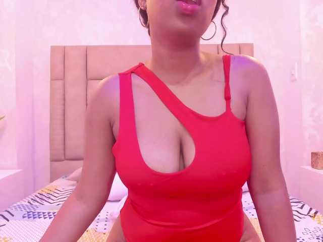  ValThompson chat room