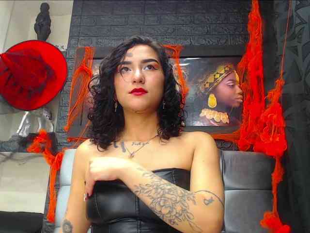 hot-and-fucking-girl webcam