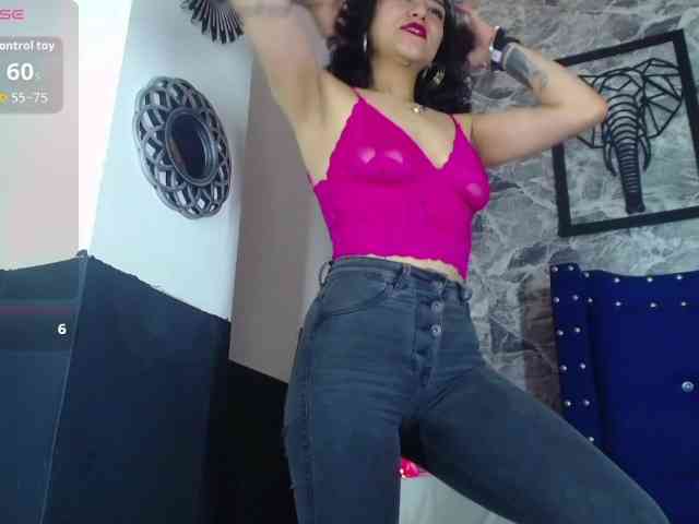 hot-and-fucking-girl webcam