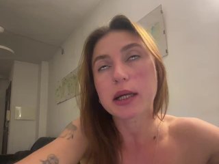 MaggieModest Porn Show