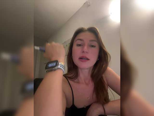 Maggie Modest (MaggieModest)