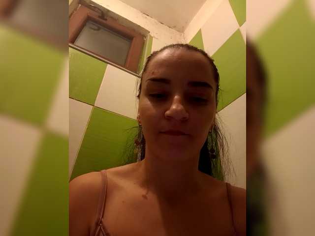 Myatom – webcam model profile photo