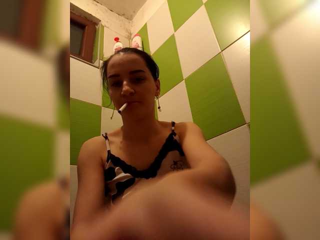 Myatom – webcam model profile photo