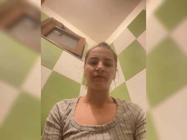 Myatom from BongaCams