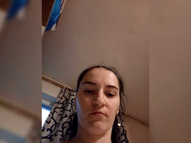 Myatom – webcam model profile photo