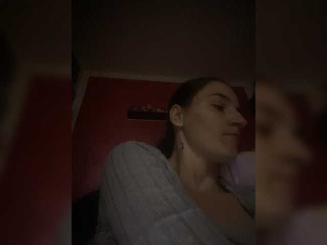 Myatom – webcam model profile photo