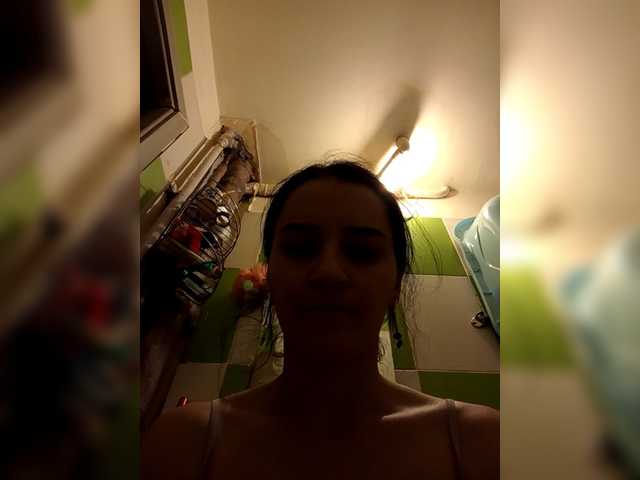 Myatom – webcam model profile photo