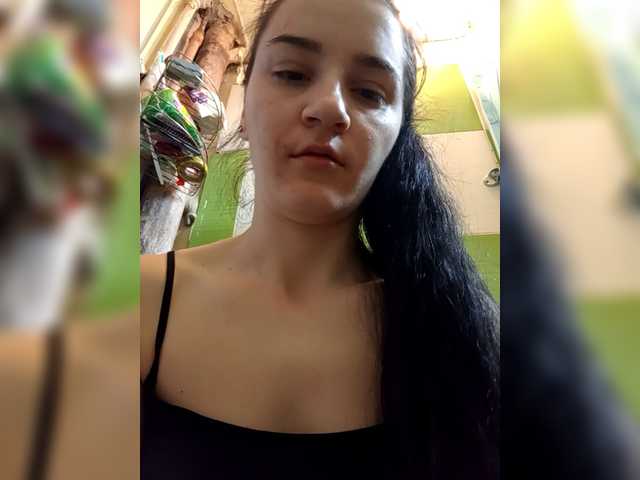 Myatom's BongaCams show and profile