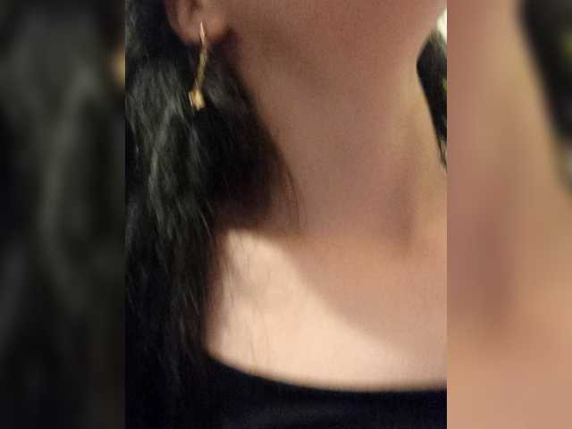 Myatom's BongaCams show and profile