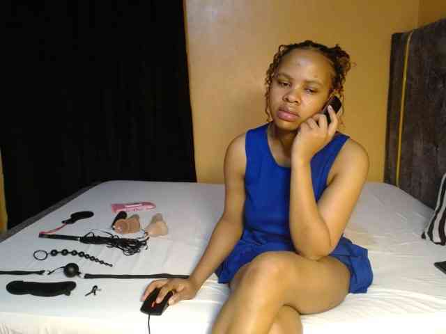 SexyElsie webcam