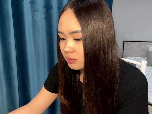 LatrishaAltigs's BongaCams show and profile