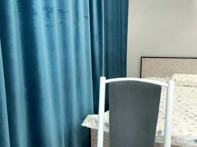 LatrishaAltigs's BongaCams show and profile