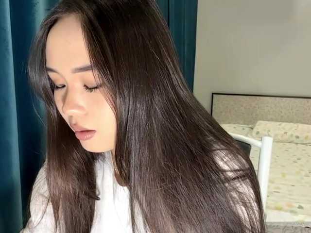 LatrishaAltigs's BongaCams show and profile