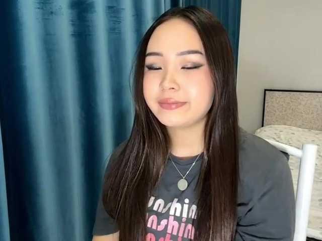 LatrishaAltigs's BongaCams show and profile