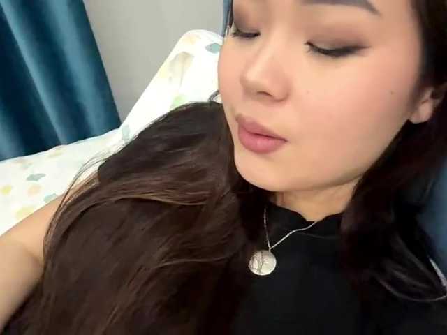 LatrishaAltigs's BongaCams show and profile