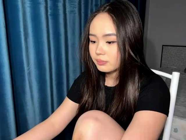 LatrishaAltigs's BongaCams show and profile