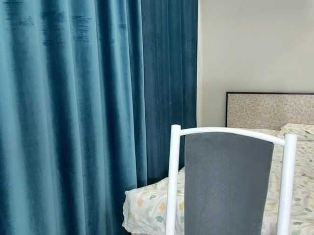 LatrishaAltigs's BongaCams show and profile