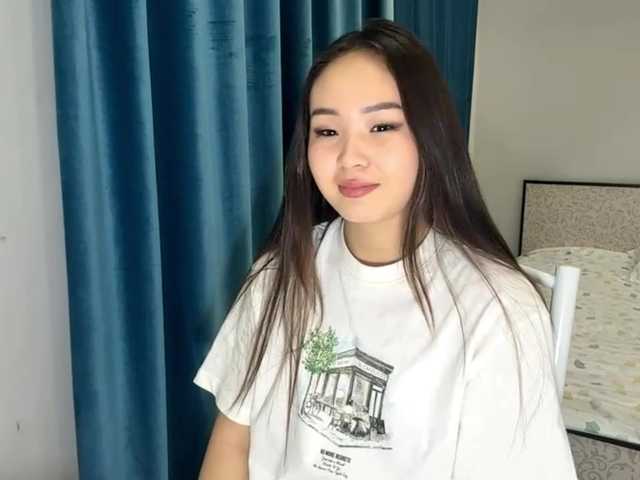 LatrishaAltigs – webcam model profile photo