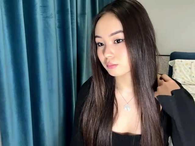 LatrishaAltigs live cam