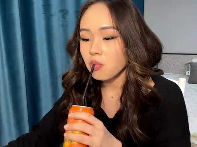 LatrishaAltigs's BongaCams show and profile