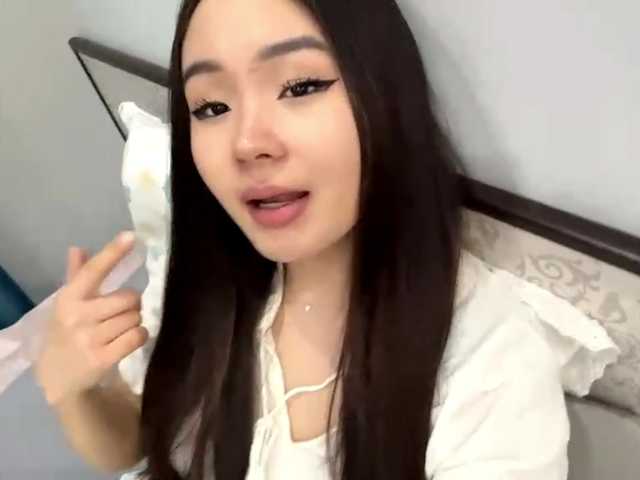 LatrishaAltigs's BongaCams show and profile