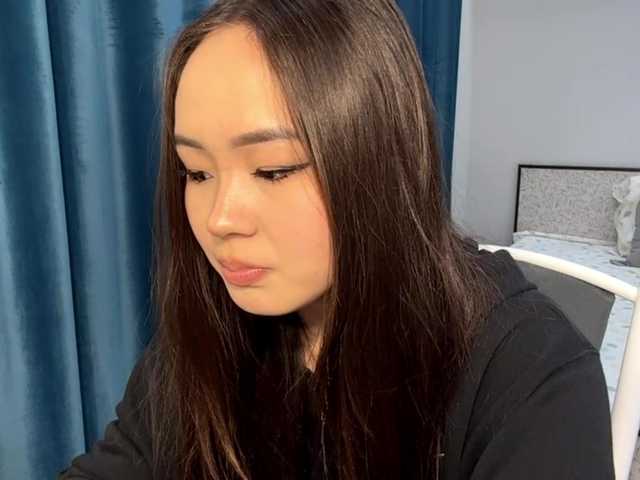 LatrishaAltigs's BongaCams show and profile