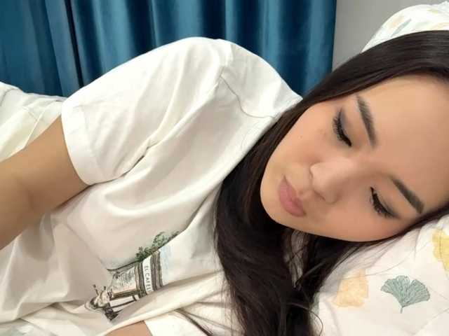 LatrishaAltigs's BongaCams show and profile