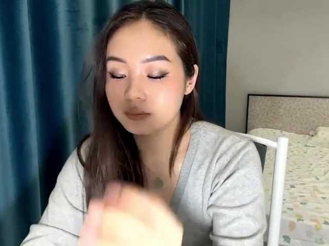 LatrishaAltigs's BongaCams show and profile