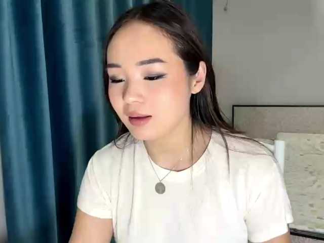 LatrishaAltigs's BongaCams show and profile