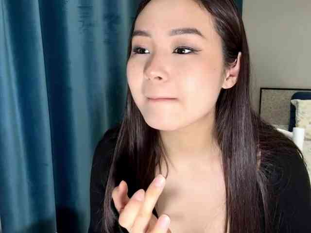 LatrishaAltigs webcam