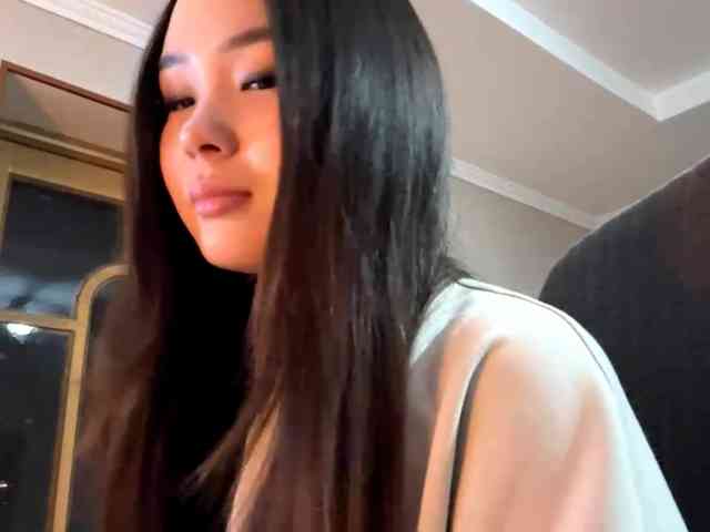 LatrishaAltigs webcam