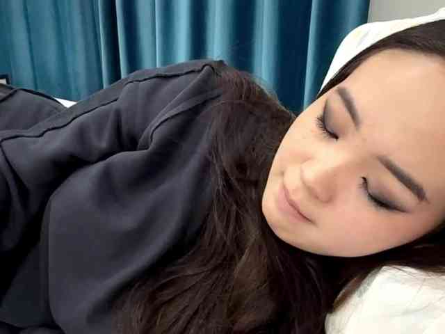 LatrishaAltigs webcam