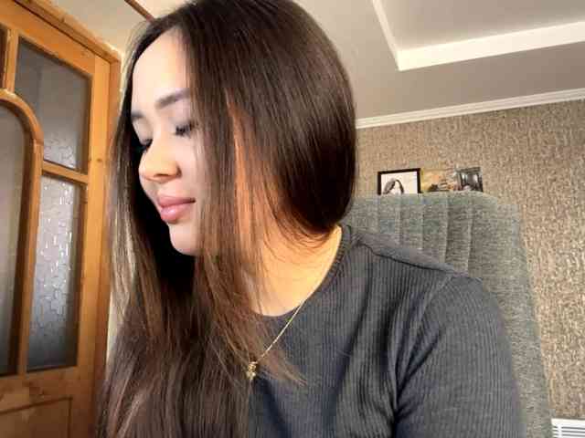 LatrishaAltigs webcam