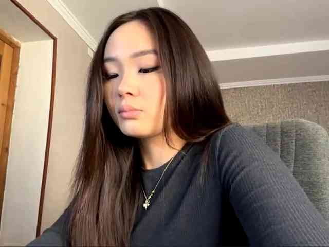 LatrishaAltigs webcam