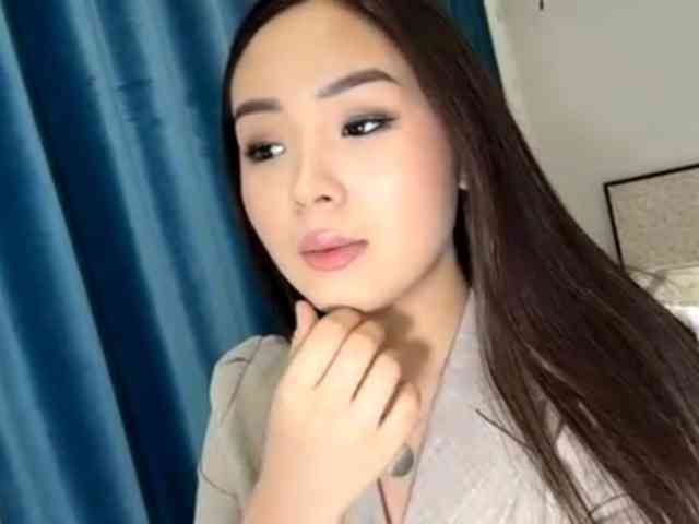 LatrishaAltigs webcam