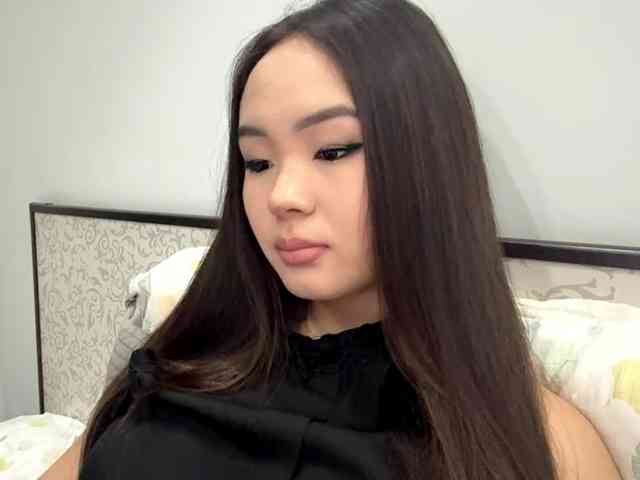 LatrishaAltigs webcam