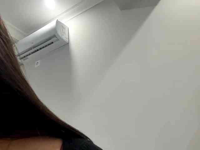 LatrishaAltigs webcam