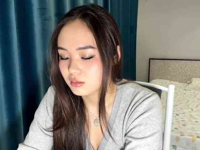 LatrishaAltigs webcam