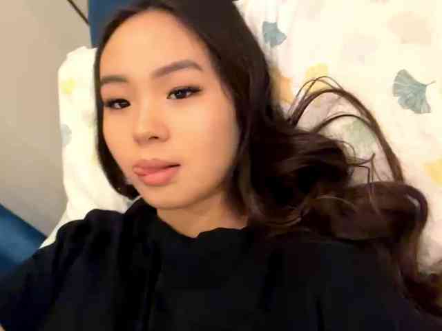 LatrishaAltigs webcam