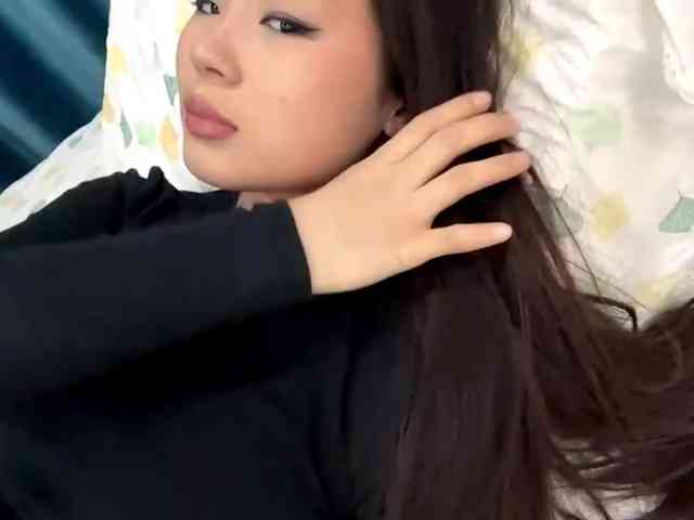 LatrishaAltigs webcam