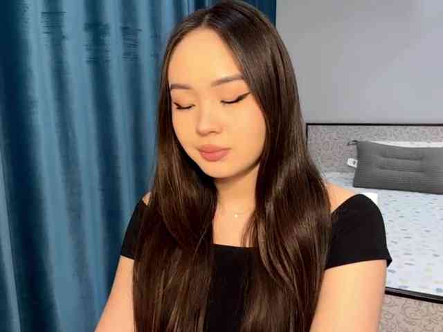 LatrishaAltigs webcam