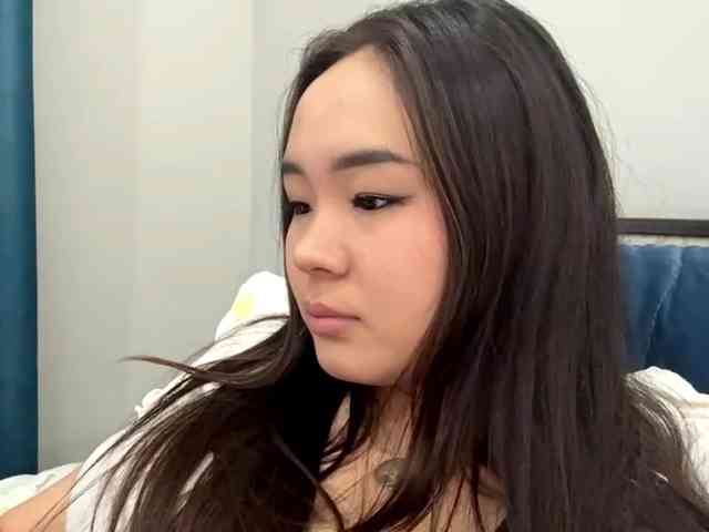 LatrishaAltigs webcam