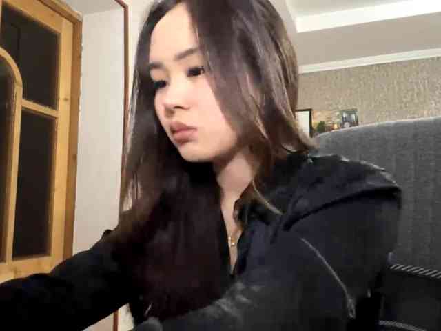 LatrishaAltigs webcam