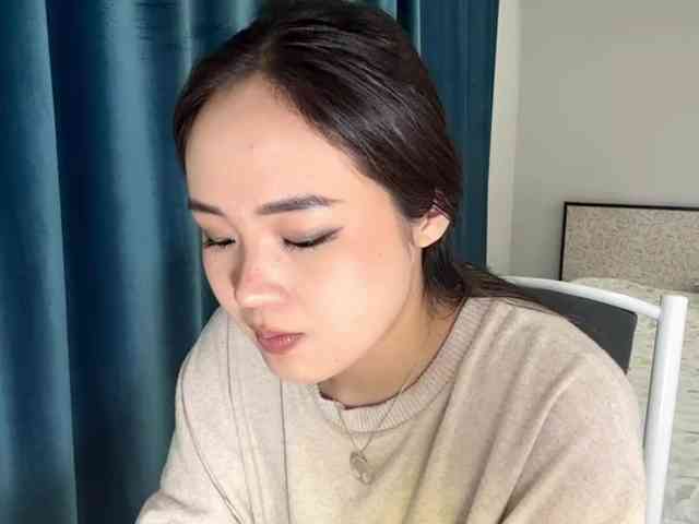 LatrishaAltigs webcam