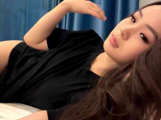 LatrishaAltigs webcam