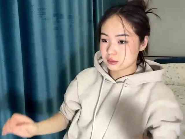 LatrishaAltigs webcam